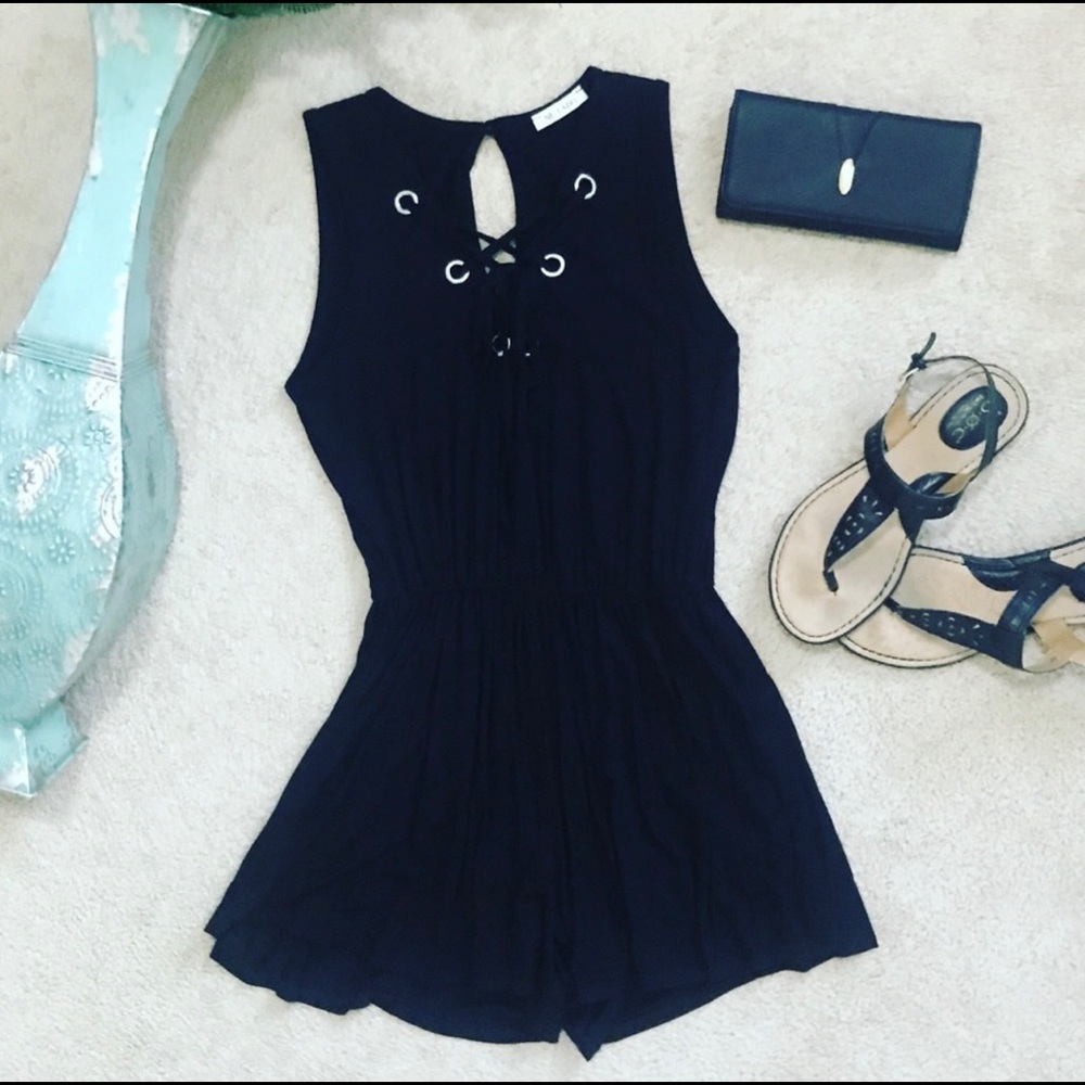 Black Tie Front Romper - Picture 2 of 4